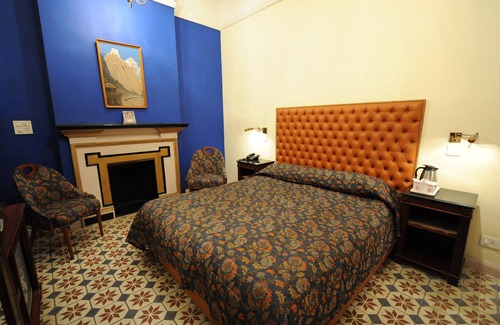 Gunehr Hotel | A Heritage HomeAway From Home