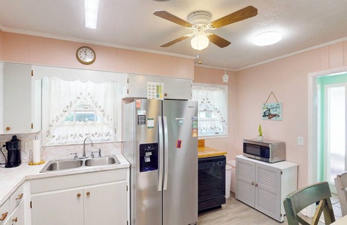 Jekyll Island House | A HIDDEN GEM DUPLEX 2 bedrooms, 1.5 bathroom