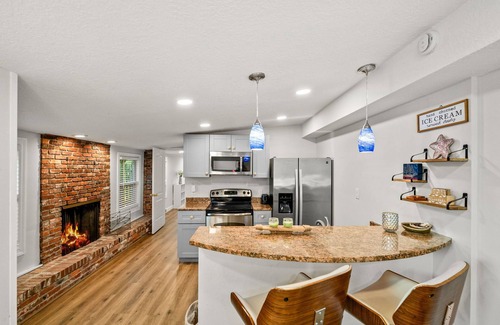 Arlington Park House | A Hidden GEM in Sarasota! SIESTA BEACH-DOWNTOWN