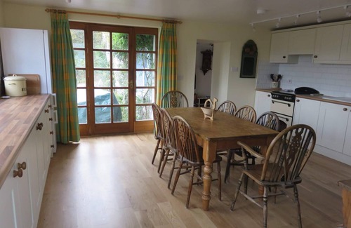 Llandeilo House | A hidden gem nestled in the Talley hills with valley views. Lliandeilo wales