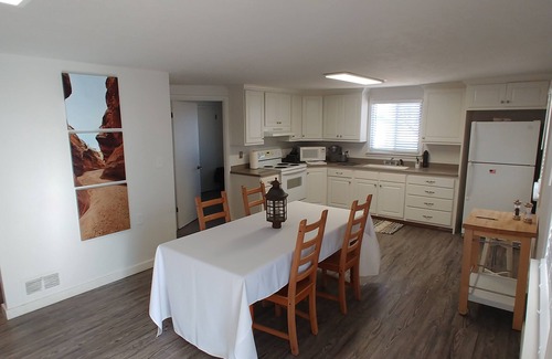 Fremont House | A Hidden Gem! Sleeps 8+ Near Fish Lake and Capitol Reef National Park