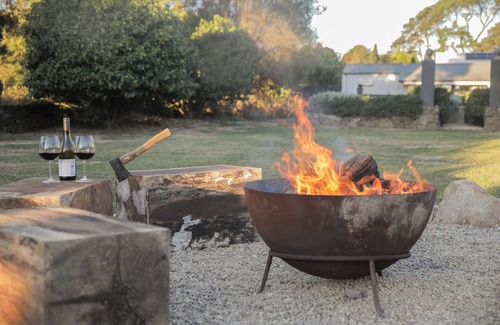 Robertson House | A highlands luxury escape nestled in the rolling hills of Robertsonn
