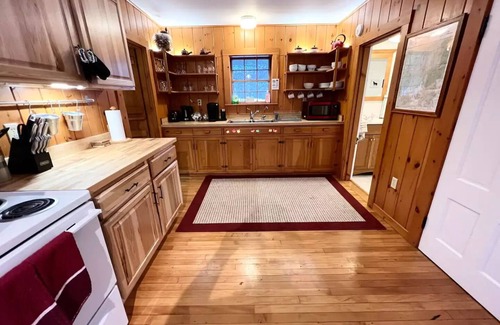Chatham Cottage | A Hiker’s Haven in The White MountainsnA cozy cottage with breathtaking view’s