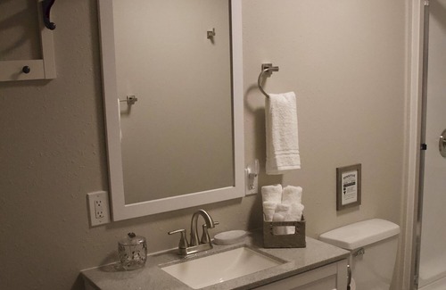 Matador Cabin | A Hip, Cool Urban Oasis in Rural West Texas - Rm 1 (4 rms avail. for rent)