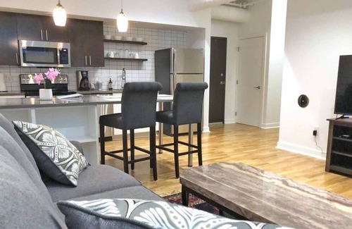 Downtown Omaha Apartment | A historic 1,000 square foot Atrium loft in the heart of the Old Market