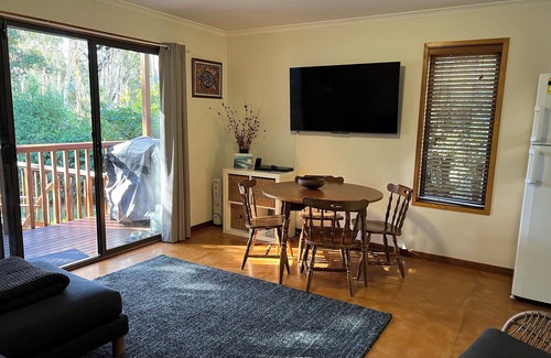 Rosedale House | A home away from home amongst the birds and the trees