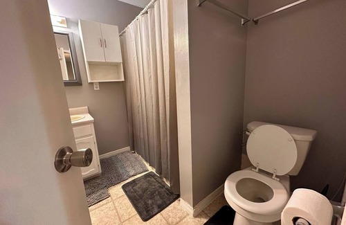 Columbia Apartment | ~A Home Away From Home~Sleeps 8~nn