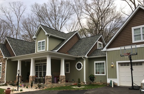 Montclair House | A hop and skip to DC.