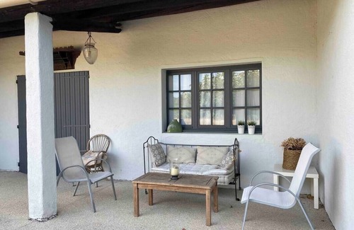 La Begude-de-Mazenc House | A house among the oaks with a swimming pool.