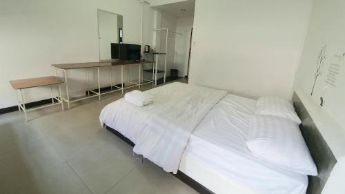 Phasi Charoen House | A House Boutique Guesthouse