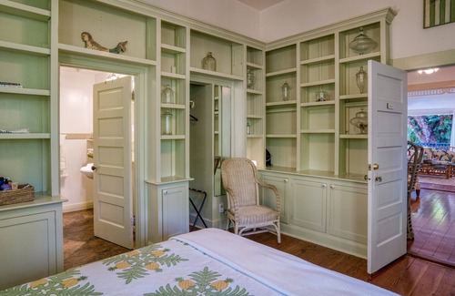 Pauwela Bed & Breakfast | A House of Healing for over 150 years!