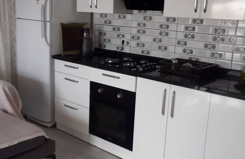 Demre House | A HOUSE WİTH A GARDEN BY THE SEA-MAVİ APART 1