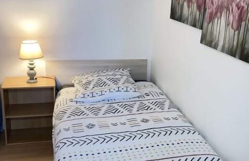 Bonny-sur-Loire Bed & Breakfast | A&J Duplex -Bonny sur Loire-Guedelon-Loire by bike
