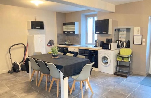 Neuvy-sur-Loire Bed & Breakfast | A&J Family 8 Personnes