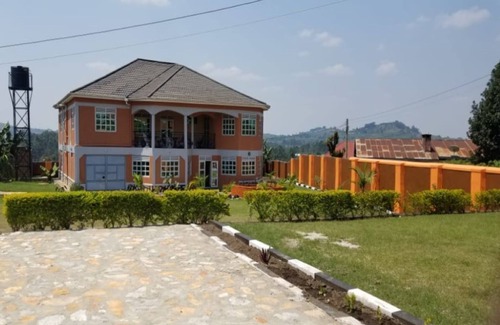 Fort Portal Bed & Breakfast | A & J Holiday Suites - Fort Portal