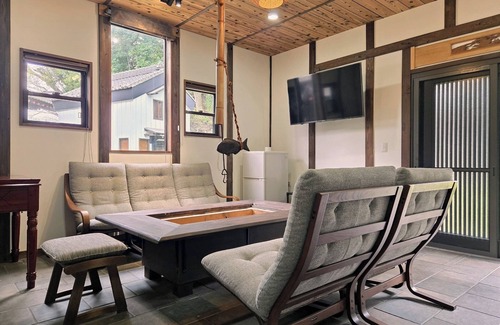 Yotsukaido House | A Japanesemodern house for rent surrounded by the scent of tatami mats and the warmth of woodpets - Ikshuku Ikkei Life Connection Kotoshiro/Yotsukaido Chiba