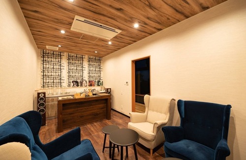 Ichinoseki Hotel | A Japanesestyle room with an indoor cypress bath /Ichinoseki Iwate