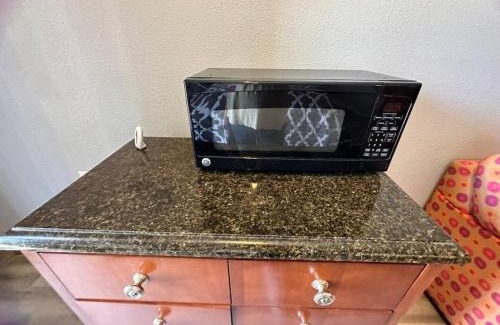 Sunrise Manor Apartment | A Joyful Unit Stay Awaits