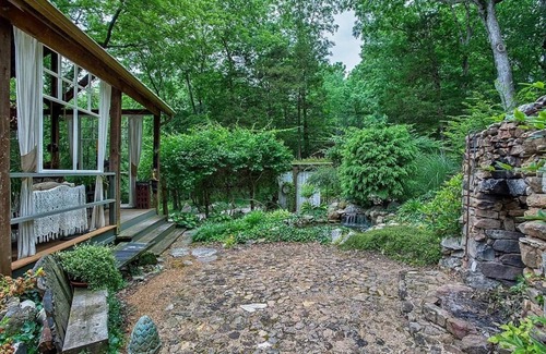 Park City Cottage | A Kentucky Cottage - Charming Cottage One Mile From Mammoth Cave National Park