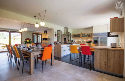 Traize House | A L'ombre DU Noyer - Traize