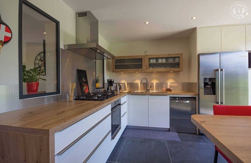 Traize House | A L'ombre DU Noyer - Traize