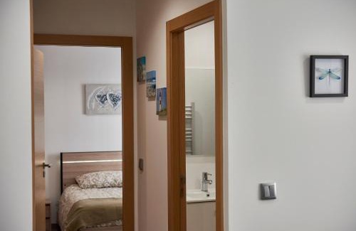 Le Pin Apartment | A L'Ombre du Pin "6" - Bright T2 near Disneyland and Paris, 1-4 Guests
