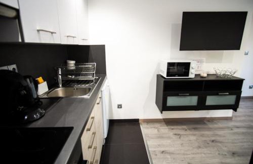 Le Pin Apartment | A L'Ombre du Pin "7" - Spacious T3 Duplex near Disneyland and Paris, 1-6 Guests