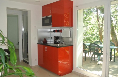 Vancia - Crepieux Apartment | A L'Orée du Bois