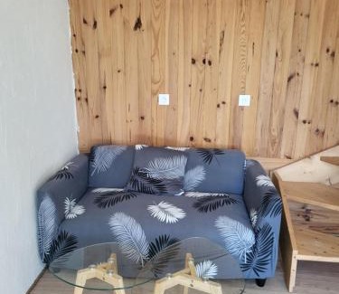 Saint-Denis Apartment | A la campagne
