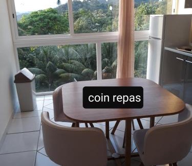 Le Morne-Vert Apartment | A la montagne