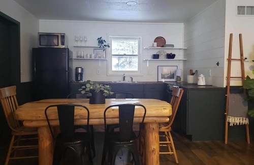Keystone Cabin | A large 3 bedroom, 2 bath cabin minutes from Rushmore