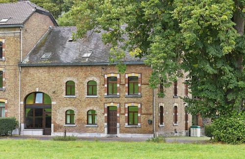 Coo House | A large family house