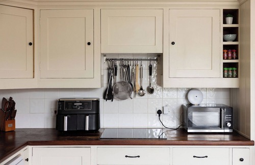 Selsey House | A large Georgian family style property