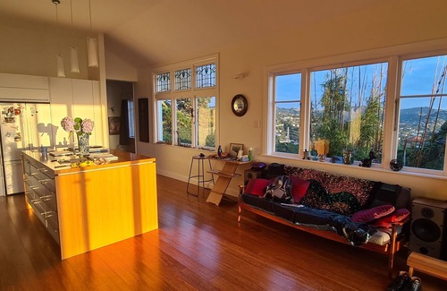 Brooklyn House | A large modern home in central Wellington. Harbour and bush views.