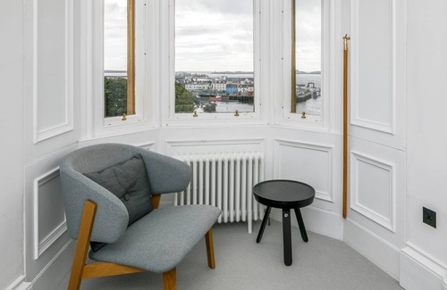 Isle of Lewis Cottage | A lews castle that sleeps 6 guests in 3 bedrooms