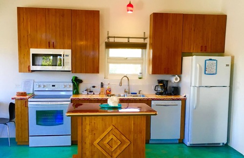 Gregory Town Apartment | A little bit retro, a little bit surfer and a lot of R&R