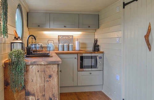 Straiton Cottage | A little hidden gem - perfect romantic getaway.