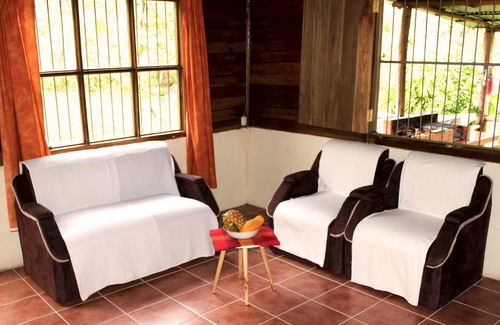 La Suiza House | A little peace of heaven - birdwatchers paradise - huge tropical land - WiFi