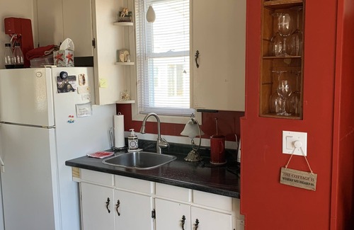 Kingsville House | A little piece of Paradise