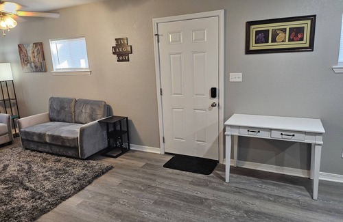 Uniontown House | A Little slice of heaven right off interstate i40 and i540 super quiet