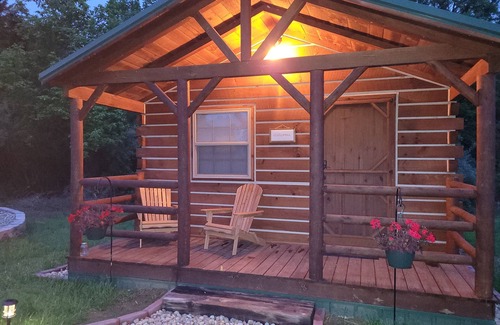 Akin Cabin | A Little Slice Of Heaven