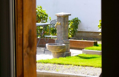 Kecskemet House | A Lizbett Cottage egy közel 100 éve épült vályogház