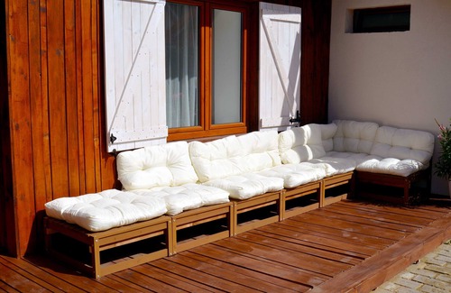 Kecskemet House | A Lizbett Cottage egy közel 100 éve épült vályogház