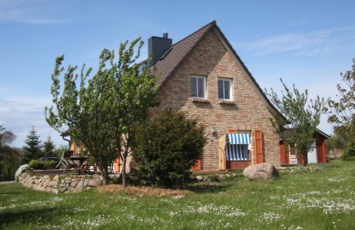 Sagard House | A lot of space and rest between beach and nature