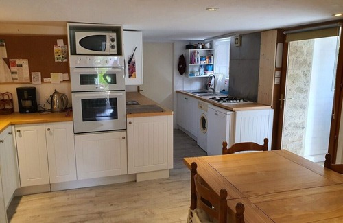 Guillac House | A lovely 4 bed characterful house, in a peaceful rural setting.