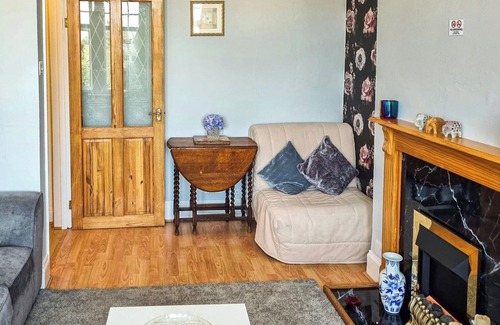 Herne Bay Cottage | A lovely first floor apartment in a great location, only a 5-minute walk to town and beach.