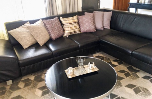 Labadi Apartment | A lovely modern 2-room apartment