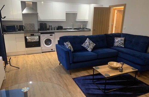 Royston Apartment | A Lovely One Bedroom Apartment - Centre of Town