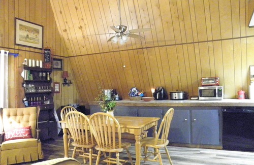 Negreet House | A lovely, relaxing retreat after a great day of hunting, fishing or just playing