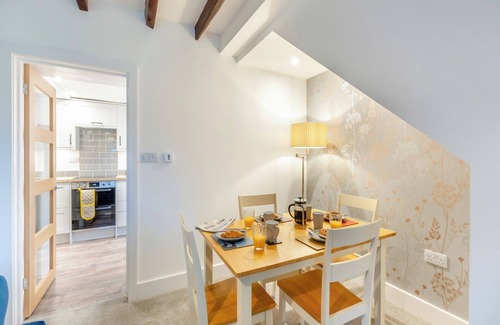 Hexham Cottage | A lovely rural cottage, yet within a short drive of all amenities.